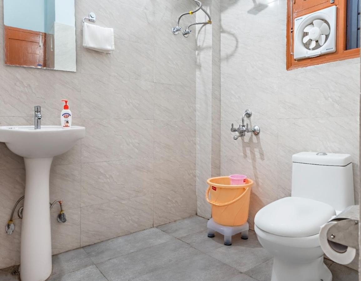 Mountain Mist Inn I Serviced Apt I Open Air Lawn & Rooftop I Bonfire I By Exotic Stays 카사울리 외부 사진