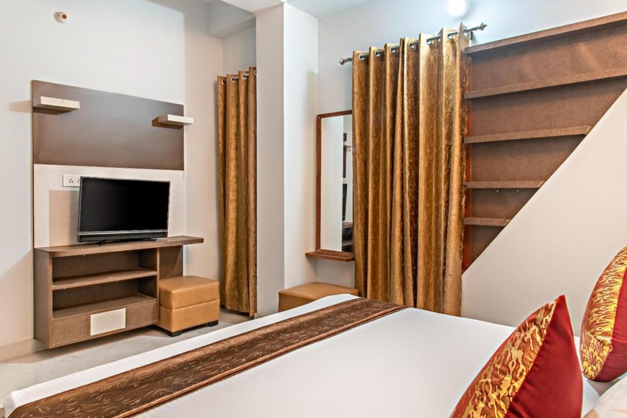 Mountain Mist Inn I Serviced Apt I Open Air Lawn & Rooftop I Bonfire I By Exotic Stays 카사울리 외부 사진
