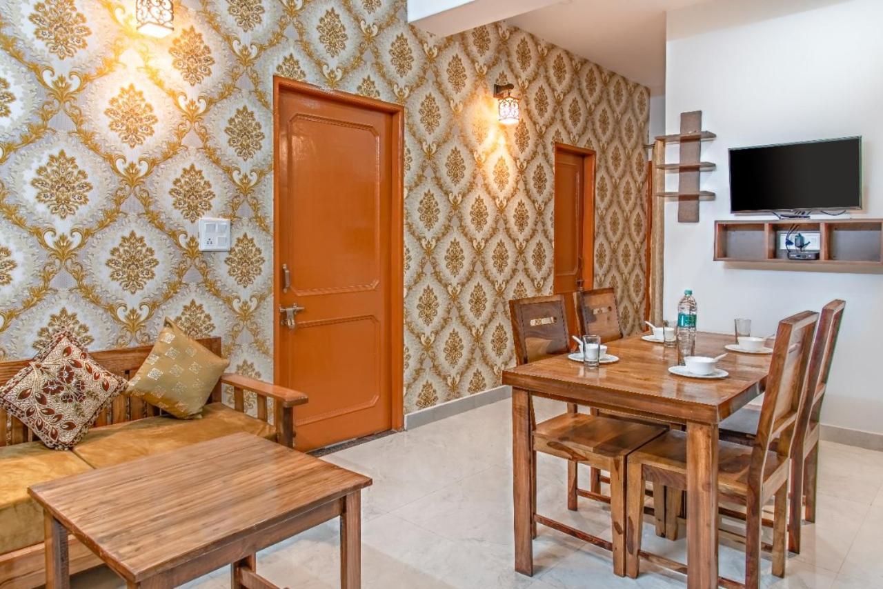 Mountain Mist Inn I Serviced Apt I Open Air Lawn & Rooftop I Bonfire I By Exotic Stays 카사울리 외부 사진