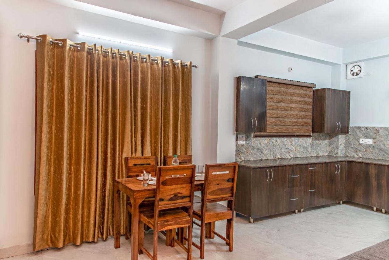 Mountain Mist Inn I Serviced Apt I Open Air Lawn & Rooftop I Bonfire I By Exotic Stays 카사울리 외부 사진